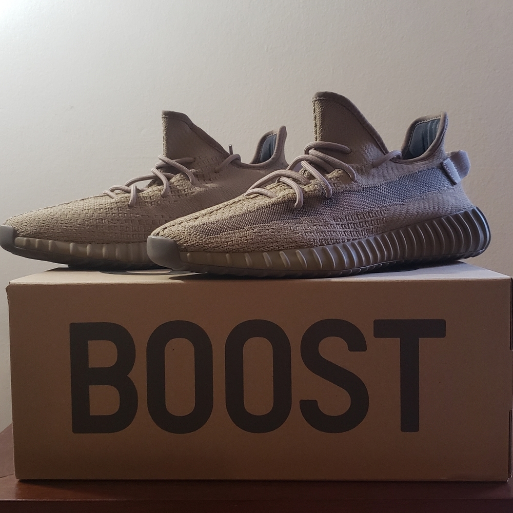 Yeezy Boost 350 v2 - EARTH